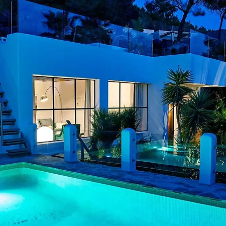 Stylish 5 Bedroom Luxury With Pool And Sauna Santa Eularia des Riu